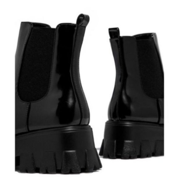Black Patent Pull On Chelsea Lug Sole Boots - Picture 4 of 6